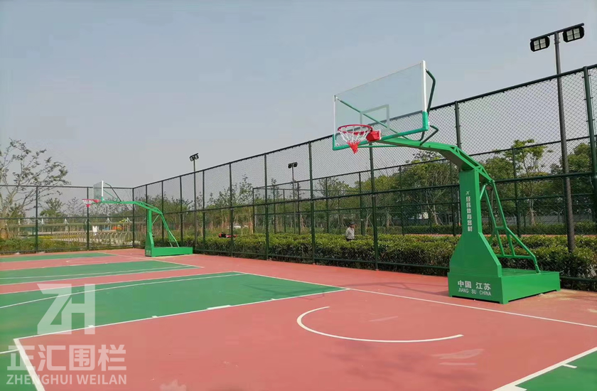 篮球场围网生产厂家.jpg