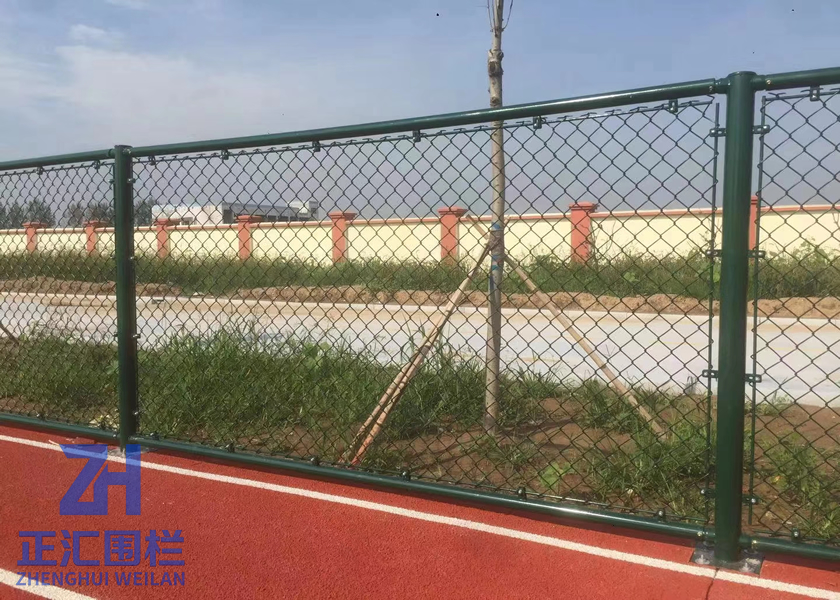 无棣小学田径运动场围网.jpg